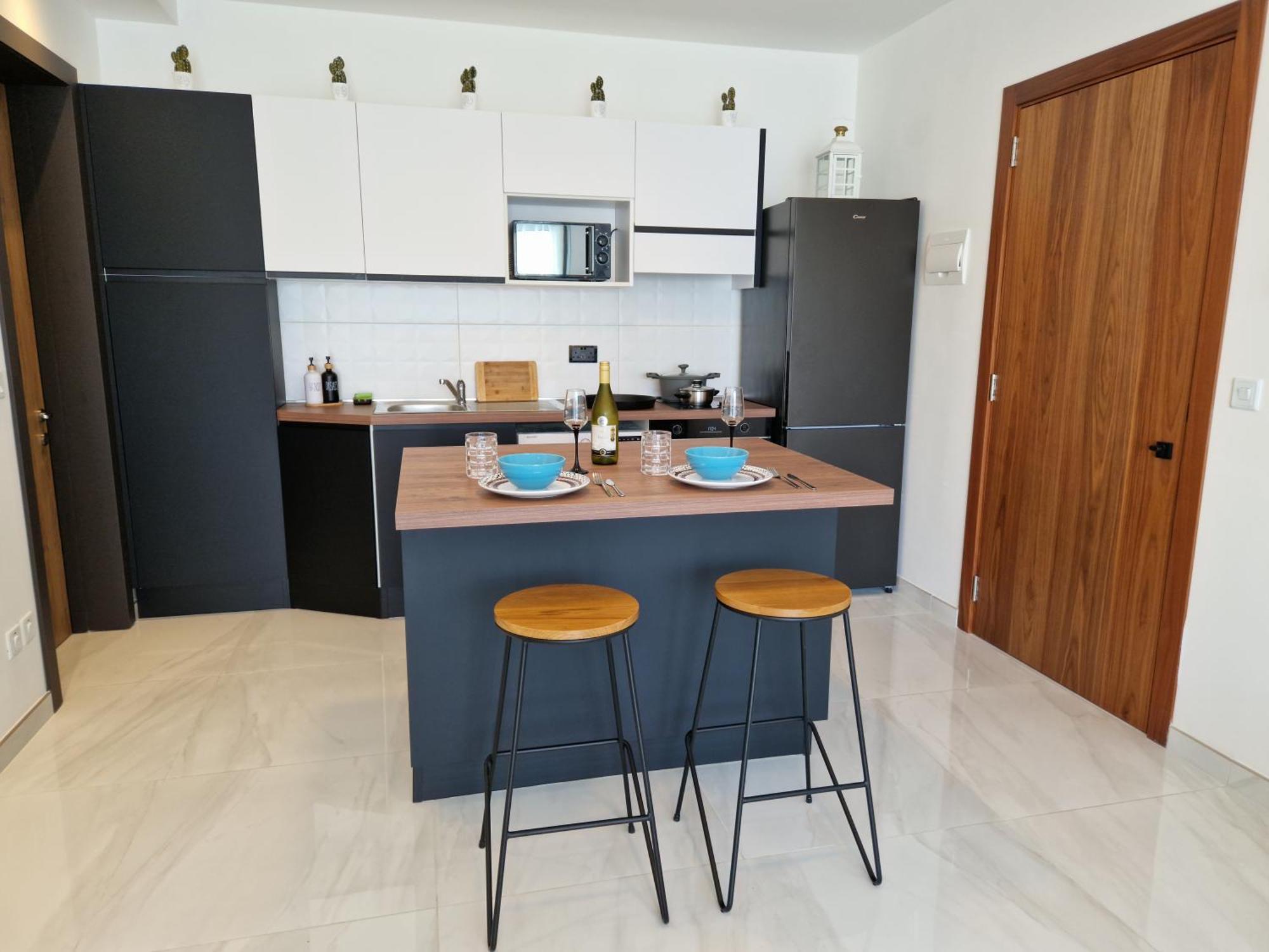 شقة Sea View New Penthouse Terrace & Garage Parking خليج سانت بول المظهر الخارجي الصورة